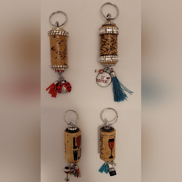 Wine Cork Keychains - Picture 3 of 4